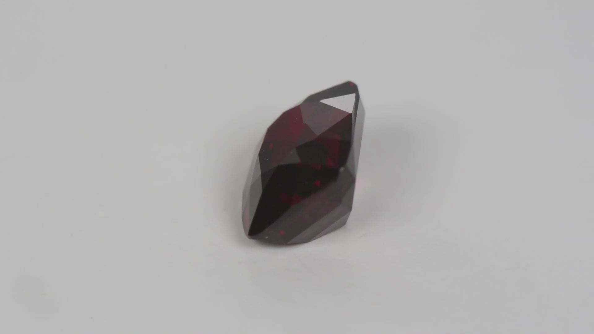 5.25ct Natural Ceylon Red Rhodolite Garnet - Cushion Cut - Certified